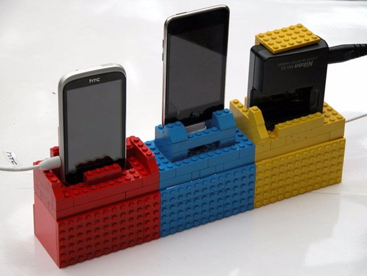 lego-craft-Ways-To-Upcycle-reuse-recycle-Lego3.jpg