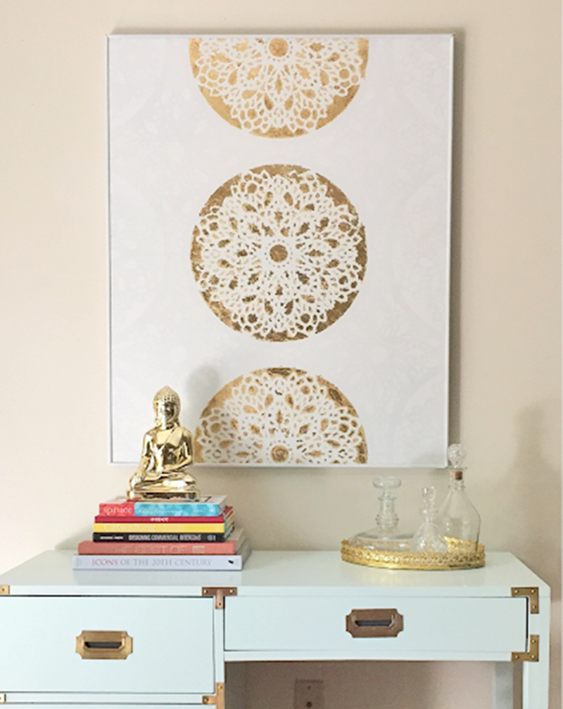 Stencilling-Wall-Art-Using-Lace.png
