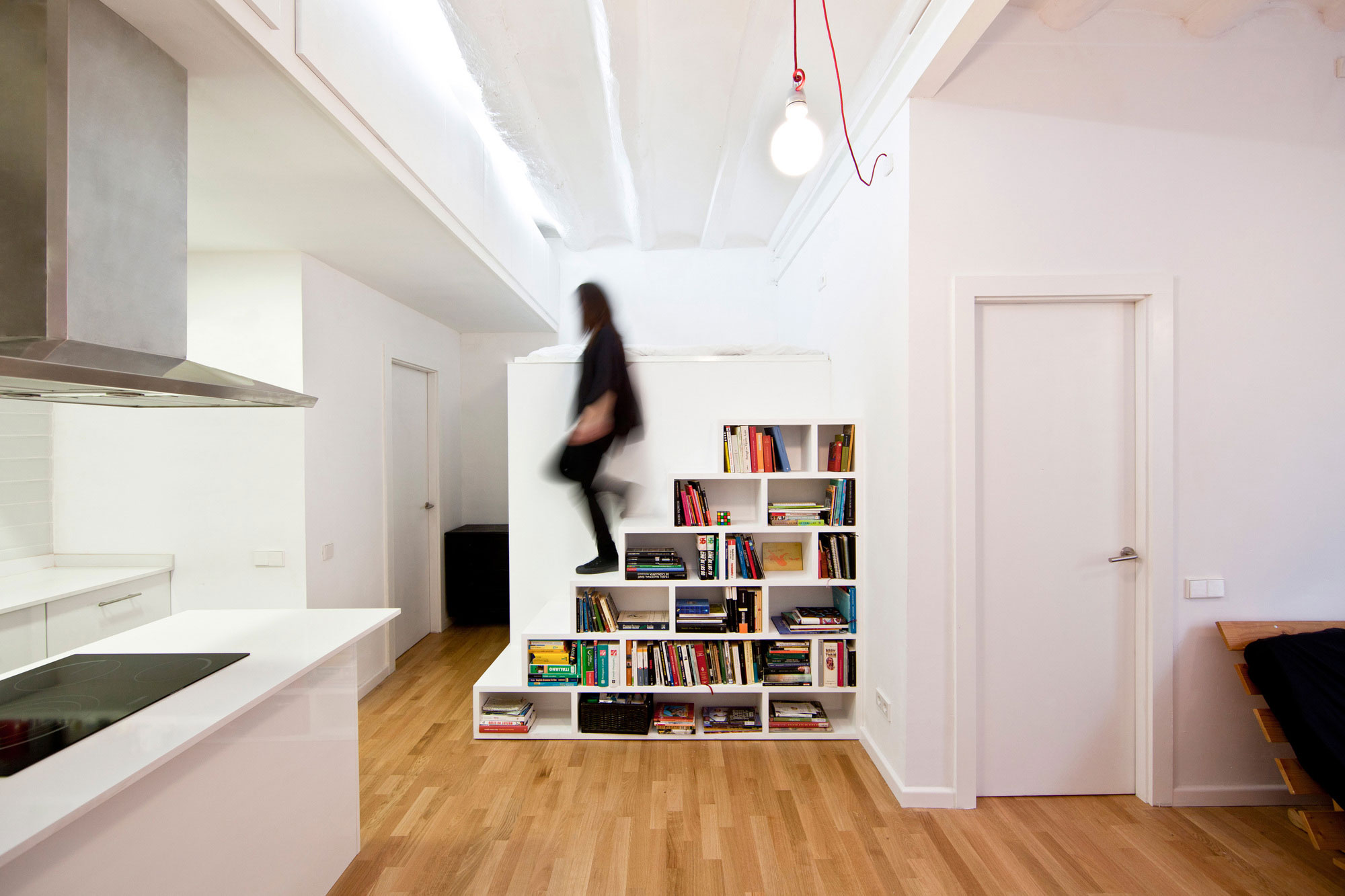 Interior-Design-For-Compact-Apartment-2.jpg
